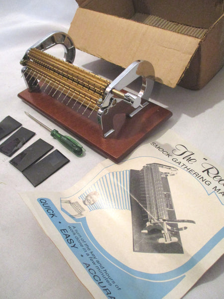 NEW Vintage Read Smocking Gathering Pleater Machine 16