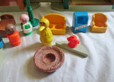Vintage 1974 FISHER PRICE 938 SESAME STREET Little People Playset Furniture Accessories +