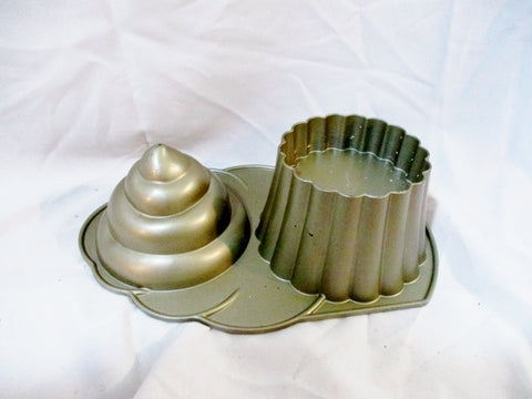 NORDIC WARE USA The Great Cupcake Pan - 10 Cup - 2.4 Liters Baking