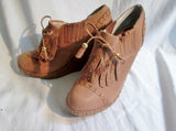 NEW LOVELY PEOPLE Wedge Heel Vegan Ankle BOOT Shoe BROWN 9 Fringe
