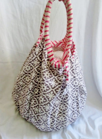 ROBERTA ROLLER RABBIT hobo satchel tote Shoulder bag Vegan Sling FLORAL BATIK