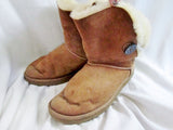 Womens UGG AUSTRALIA BAILEY BUTTON Suede Winter BOOTS Shoe 9.5 BROWN CHESTNUT Snow