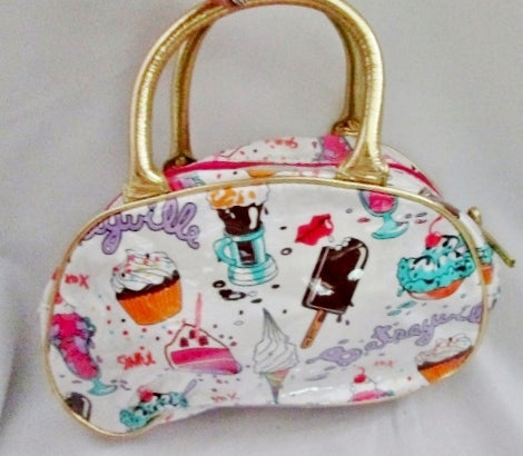 betsey johnson travel makeup bag BETSEYVILLE BETSEY JOHNSON Vinyl Cosmetics Case Makeup Organizer Trave – Psychotic Leopard