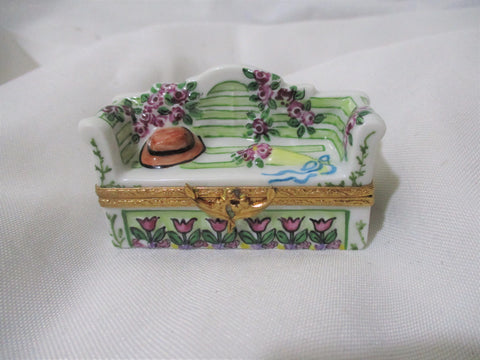 ARTORIA PEINT MAIN LIMOGES FRANCE Porcelain BENCH SOFA COUCH BIRDS FLOWER HAT