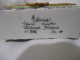 ARTORIA PEINT MAIN LIMOGES FRANCE Porcelain BENCH SOFA COUCH BIRDS FLOWER HAT