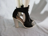 IGGY AZALEA STEVE MADDEN SCUBAA Chunky High Heel Pump Shoe sandal 8.5 WHITE BLACK