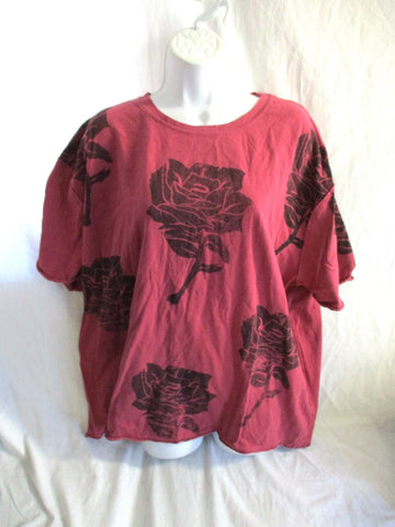 NEW WE THE FREE PEOPLE  Tee 100% Cotton T-Shirt Top L ROSE PRINT BATIK