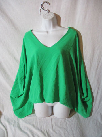 NEW BROOKLYN ROSE Asymmetrical TOP Shirt Blouse Green L