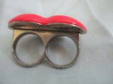 RED LIPSTICK LIPS MOUTH KISS KNUCKLE Ring Novelty Sz 6/ 6.5