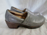 EUC Womens BORN Pebbled Glitter Leather Clogs Shoes Slip-On Mules 10 GRAY