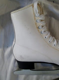 Womens Ladies SLM Made in CANADA Figure Ice Skates 9 White Winter Sports