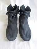 EUC Womens MINNETONKA Suede Fringe Ankle Boots Moccasin BLACK Shoes 8 Booties USA